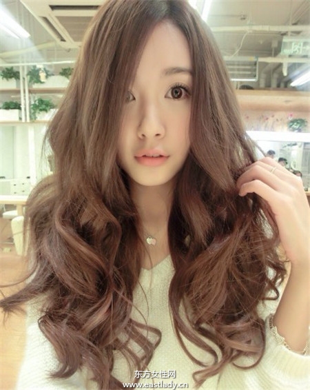 时尚卷发发型图片欣赏