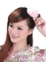 2013韩式歪歪辫发型设计简单且迷人