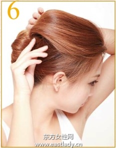 饱满盘发展现女性成熟魅力