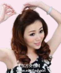 韩式丝巾戴法 典雅且婉约