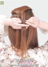 日系娱蚣辫+蝴蝶结发型 上班族扮靓好选择