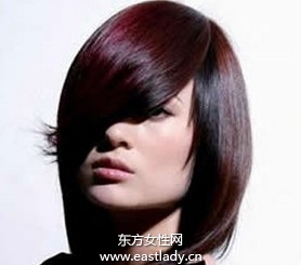 使用电吹风打造持久蓬松感发型