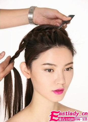 2013新款法式麻花辫的编法大方得体
