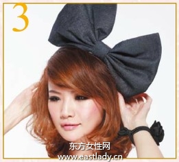 米奇女卷发发型突出时尚感