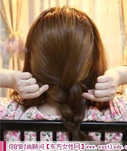 简单韩式盘发步骤 只需几步就改变你的气质