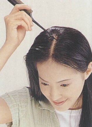 今年最流行的发型--束发发型