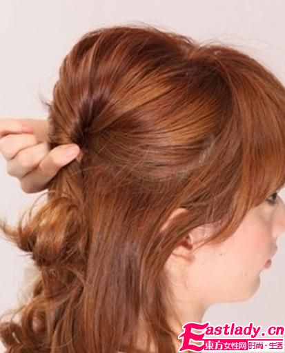 学习韩式盘发技巧 让你轻松拥有靓丽发型