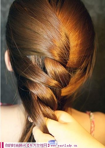 学习韩式淑女范编发盘发图解 展现你优雅气质