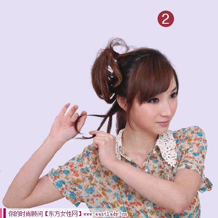 DIY蜈蚣辫的编法图解  呈现饱满耀眼的感觉