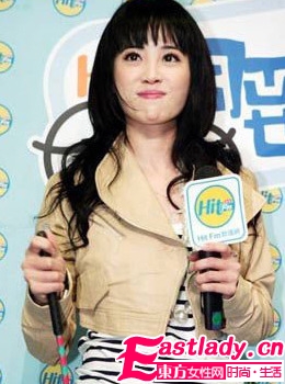 明星典范 复古刘海的11种搭配范儿