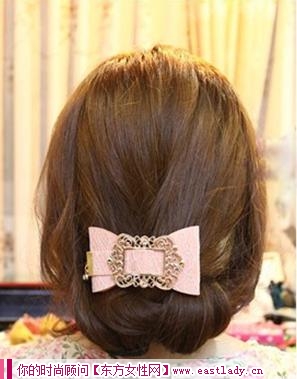 简单韩式盘发步骤 只需几步就改变你的气质