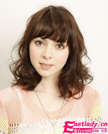 中卷发发型设计 打造完美小脸