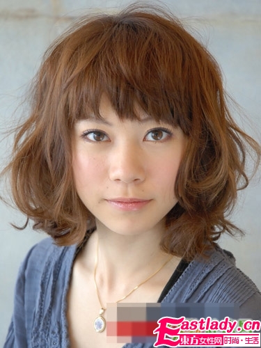 适合国字脸MM的发型