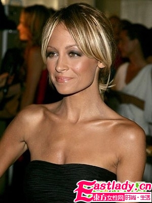 小个子明星的时尚发型秀