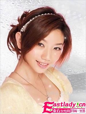 两款最适合出游的婉约韩式盘发DIY