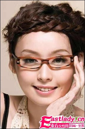 今秋最拉风的8种盘发