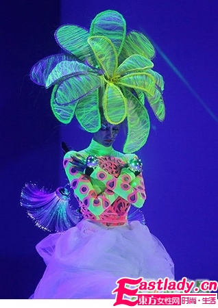 莫斯科另类发型秀 雷过Lady GaGa