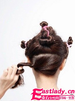 超人气 5步骤DIY卷出性感大波浪