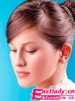 最新冬季简约美韩式新娘盘发