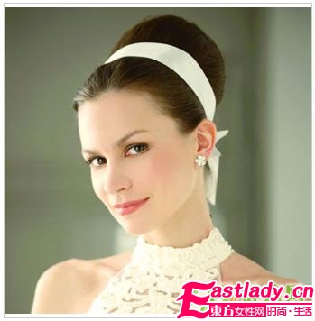 6款不同脸型的浪漫法国新娘盘发