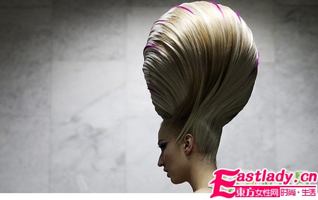 莫斯科另类发型秀 雷过Lady GaGa