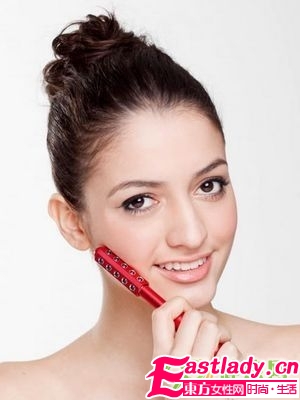 不同脸形如何选对绝配发型