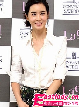 09秋季韩式女星婚宴发型