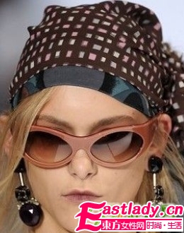 秋季 明星也爱的头巾发饰DIY