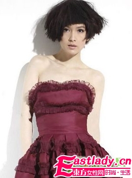 诱惑写真 周慧敏顶蓬乱蘑菇头