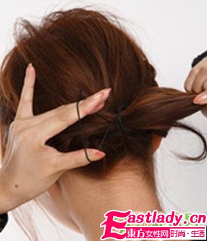 DIY华丽感妩媚新年韩式盘发