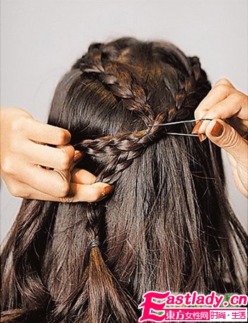 甜美中分编发的编法图解