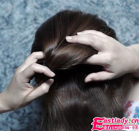 韩式公主鸟窝头的步骤图解