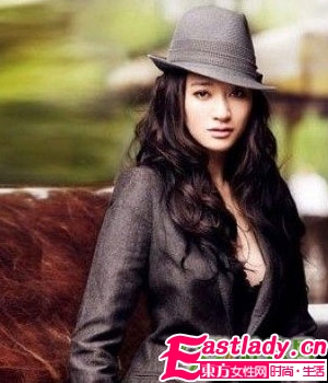 提升气质的李小冉经典发型