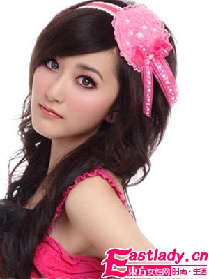 达人教你巧搭发箍的时尚秘诀