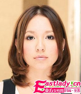 三角脸型的绝妙发型设计