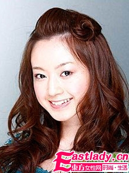 四款甜美发型让年龄隐形