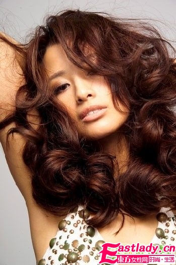 妩媚时尚淑女长发造型大盘点