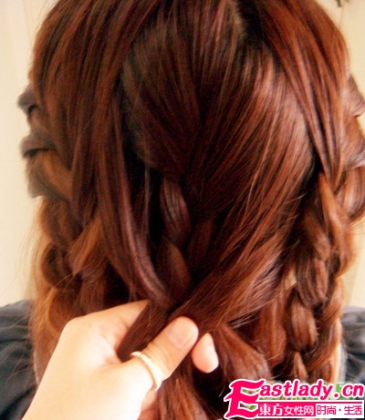 初秋韩式气质编发的编法步骤图解
