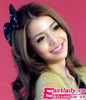 时尚达人教你打造蓬松丰盈卷发