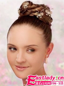 魅力独特 7款美丽新娘盘发步骤