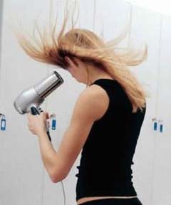 DIY卷梨花头发型 卷发棒卷出个性