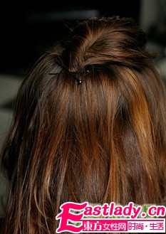 轻熟女优雅韩式盘发图解