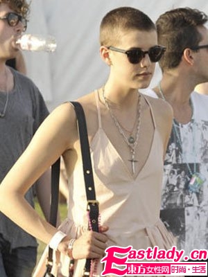 学习短发女王10款百变发型