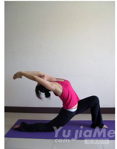 瑜伽拜日十二式详解 瑜伽初学者必看