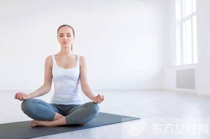 快速瘦大腿瑜伽动作 两招甩掉大象腿