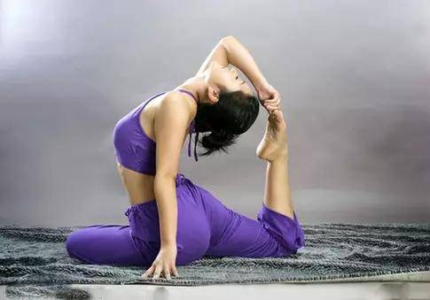 这些 动作 会让女人越来越优秀