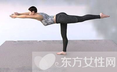 简单六式瑜伽瘦腿动作 轻松学起