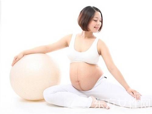 19个孕妇瑜伽动作指南 让你轻松做好助产准备