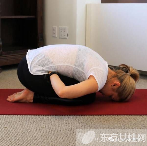 吃太撑怎么办 试试这8个助消化瑜伽姿势