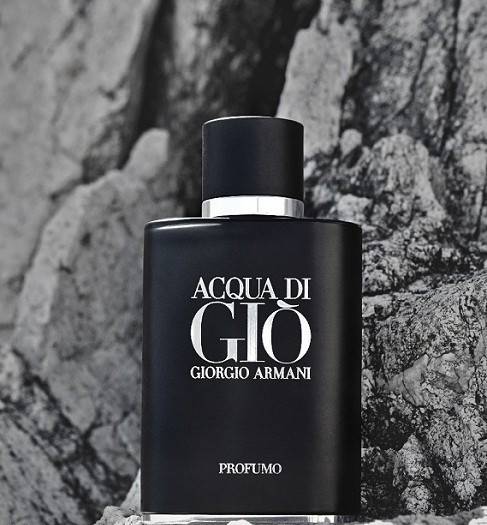 酷热夏季让女人无法抗拒的10款清爽男士香水